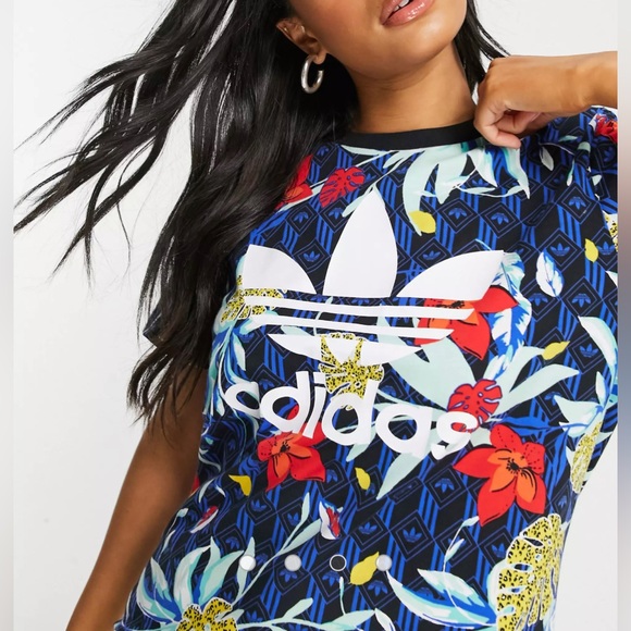 New w/ TAGS XS Adidas shirt - Picture 1 of 5